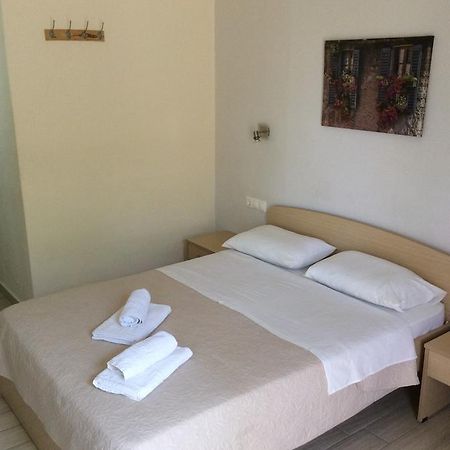Elena Rooms Плакиас Екстериор снимка